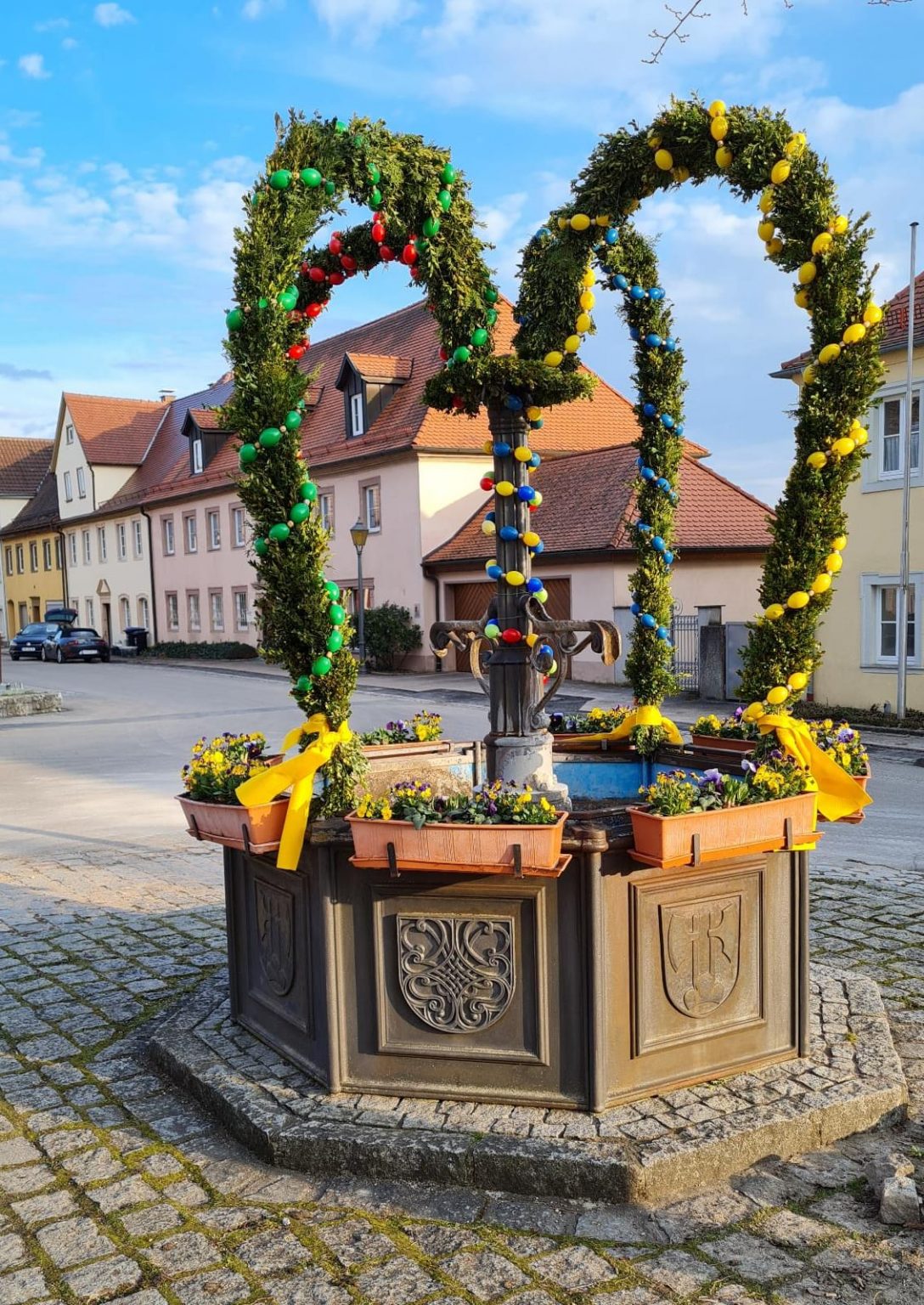 bartensteiner-osterbrunnen-bartenstein
